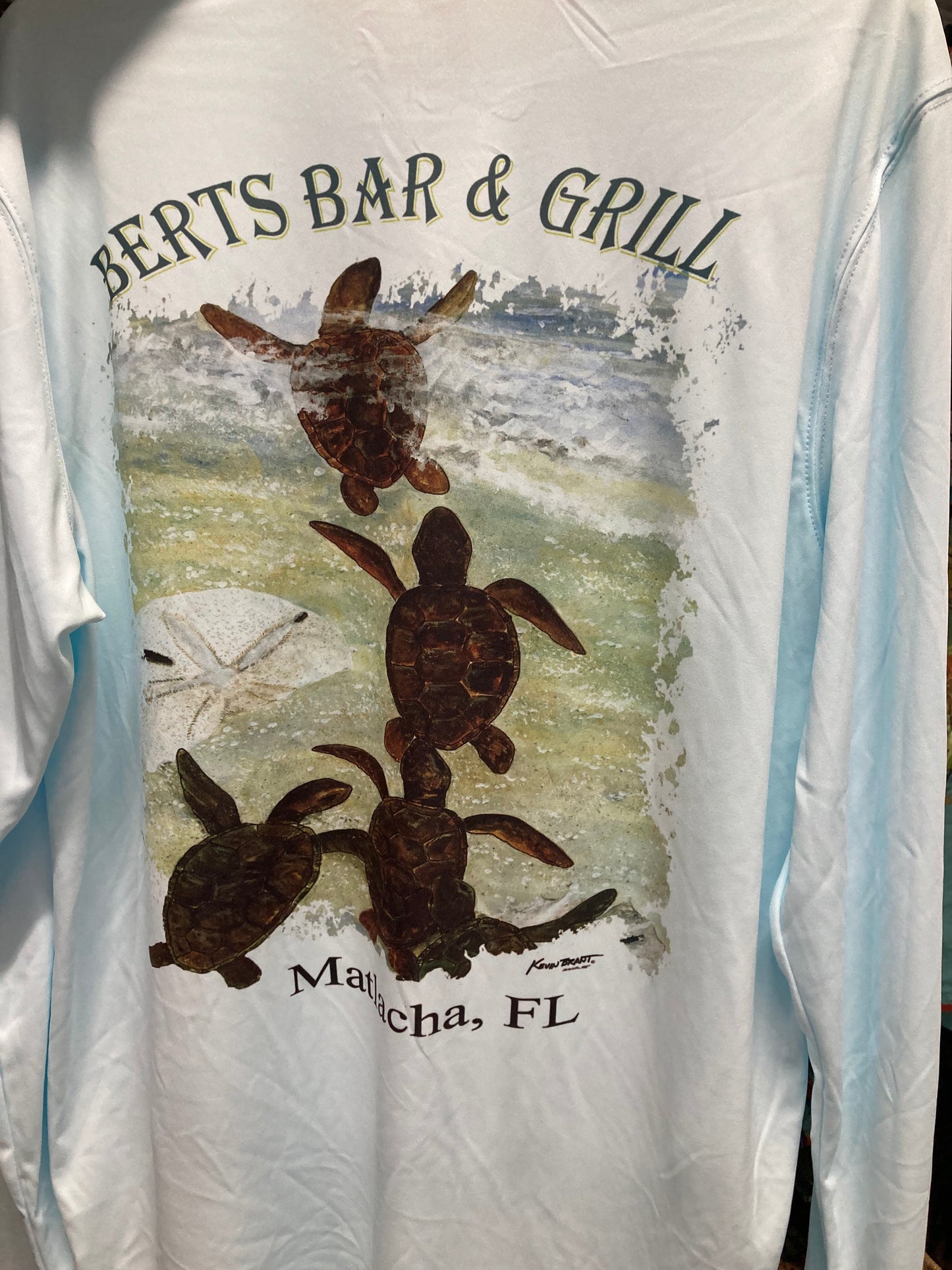 SPF 40+ Men's Turtle Shirt by Kevin Brant (Soft blue)